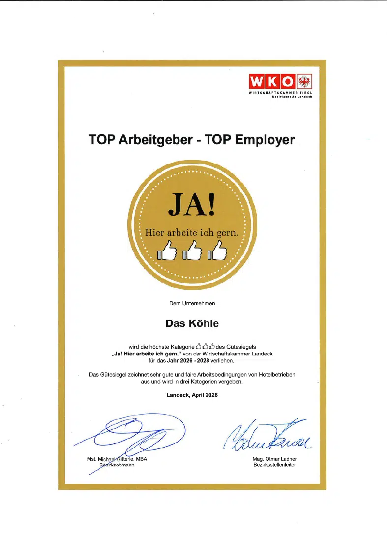 Zertifikat als „Top Employer“, Auszeichnungen der WKO, mit goldenem Abzeichen und Unterschriften.